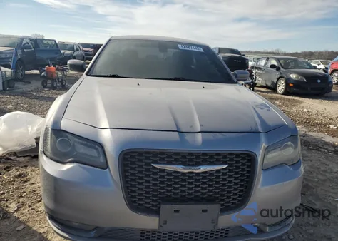 2016 Chrysler 300 S из США, поврежденный, VIN 2C3CCAGG7GH182948